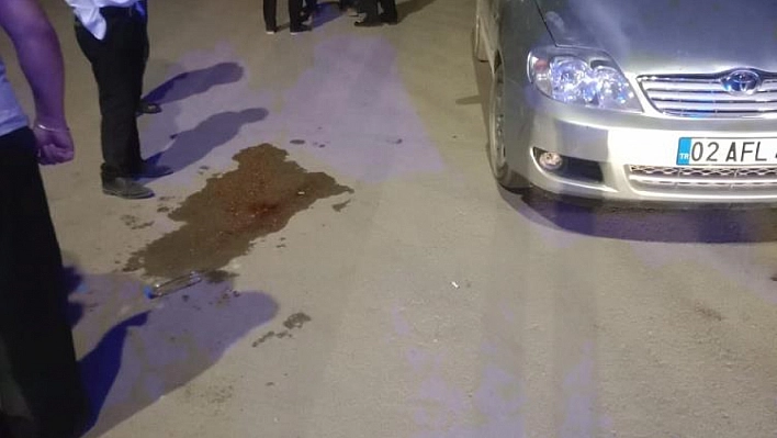 11 yaşındaki çocuğa otomobil çarptı