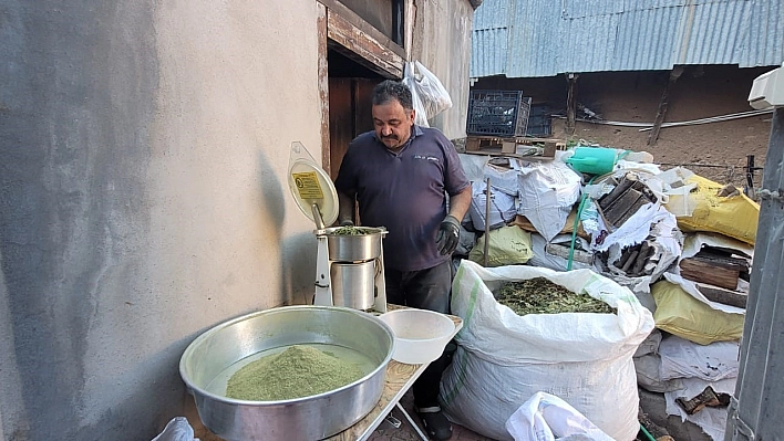 120 çeşit bitkinin karışımıyla elde edilen baharat Zetrin