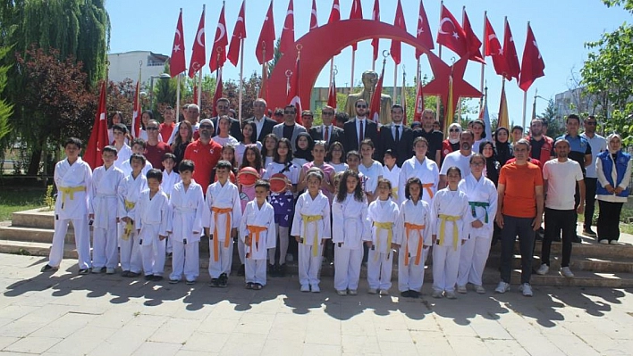 19 Mayıs Gençlik ve Spor Bayramı Kahta'da coşkuyla kutlandı