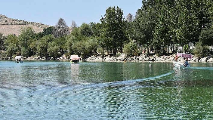 Malatya'da sıcak hava bunalttı