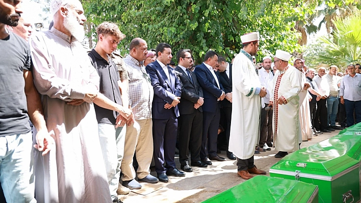 4 tarım işçisi Şanlıurfa'da defnedildi