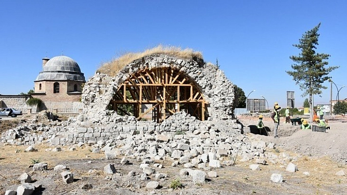 700 yıllık medrese