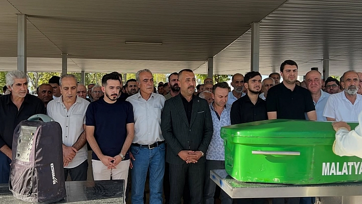 Ahmet Zafer son yolculuğuna uğurlandı