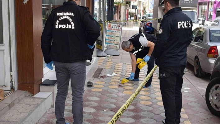 İkna edemedi balkondan atladı