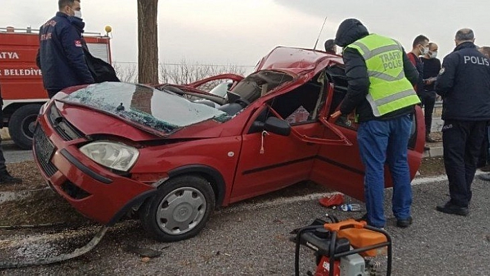 Feci kaza 1'i ağır 2 yaralı