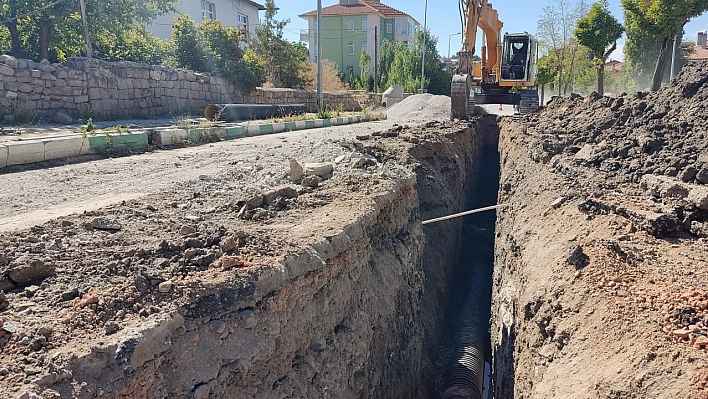 Altyapı çalışmaları devam ediyor