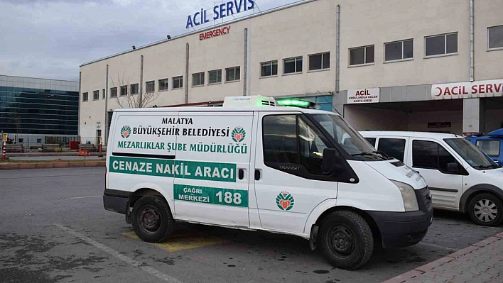 Malatya'da ambulansın çarptığı kadın hayatını kaybetti