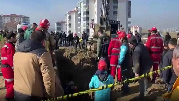 Ankara'da bir inşaatta göçük meydana geldi: 1 ölü, 1 işçi aranıyor