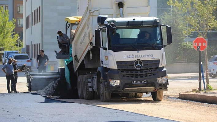 Asfalt çalışmaları devam ediyor