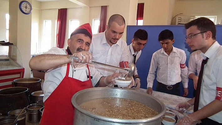 Aşure birliğe vesile olsun