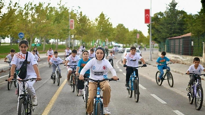 Yeşilyurt'ta Pedallar Sağlık ve Çevre İçin Çevirdi!