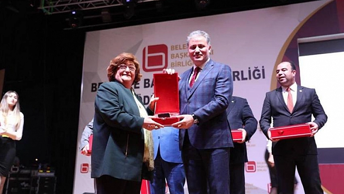 Doğu'nun En Beğenilen Büyükşehir Belediye Başkanı