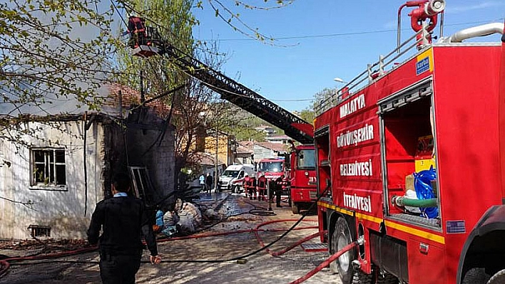 Malatya'da ev yangını 