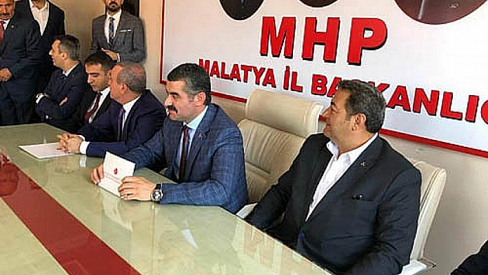 MHP'de bayramlaşma 