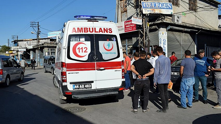 Alacak verecek kavgasında kan aktı 