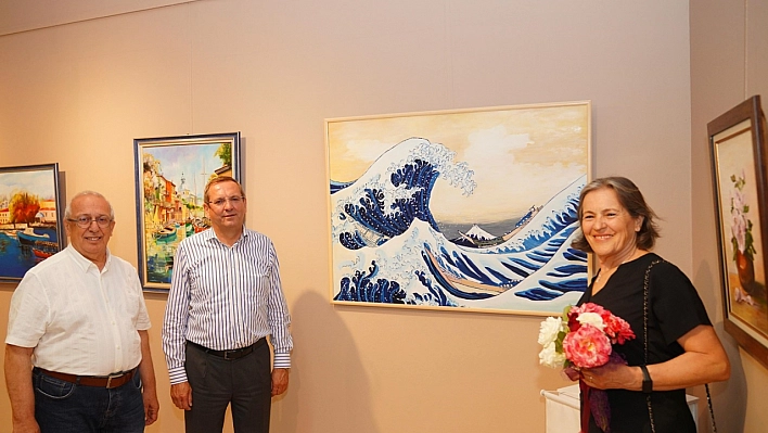 Ayvalık'ta resim sergisi açıldı