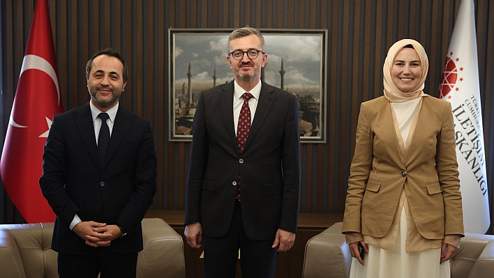 Babacan'dan İletişim Başkanlığına Ziyaret