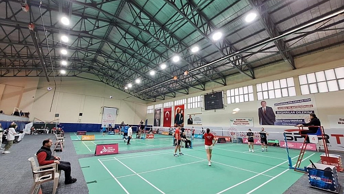 Badmintonda Türkiye Üçüncüsü Oldu