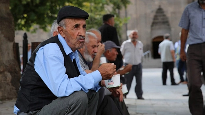 Bakan açıkladı! Ekonominin faturası emekliye kesildi...