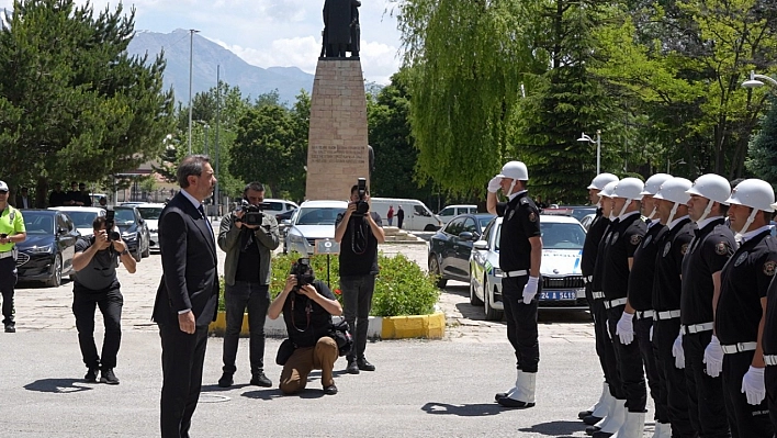 Bakan Bayraktar Erzincan'da