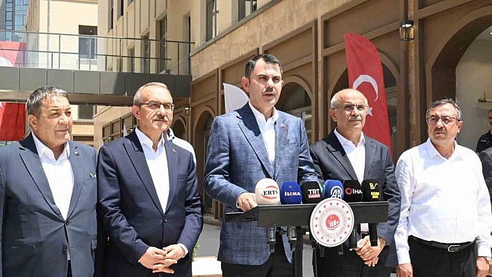 Bakan Kurum: '300 bininci konutumuzun anahtarını Malatya'da teslim edeceğiz'