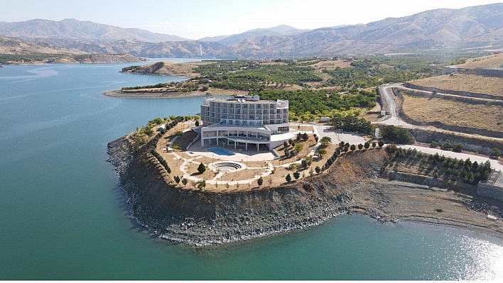Bakan Tekin açıkladı! Malatya'daki merkez akademiye dönüştürülecek!
