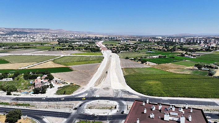 Başkan Çolakbayrakdar: 'Yeni bulvarla günlük 20 bin aracın yolu 6,5 kilometre kısalıyor'