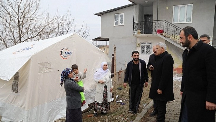 Depremzedeleri yalnız bırakmadı