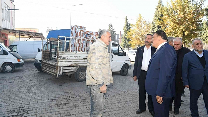 Gürkan esnafın sorunlarını dinledi