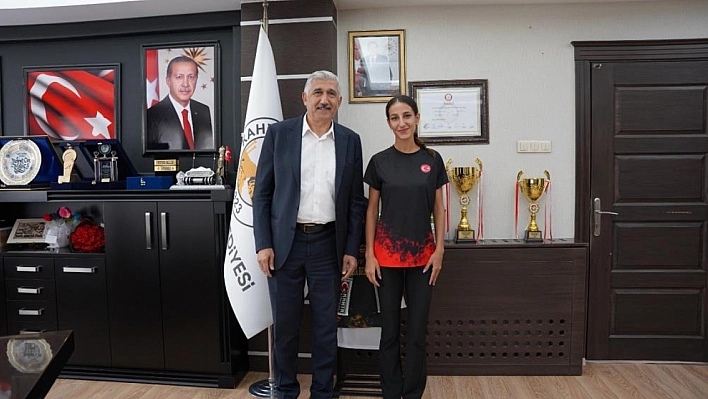 Başkan Hallaç'tan spora tam destek