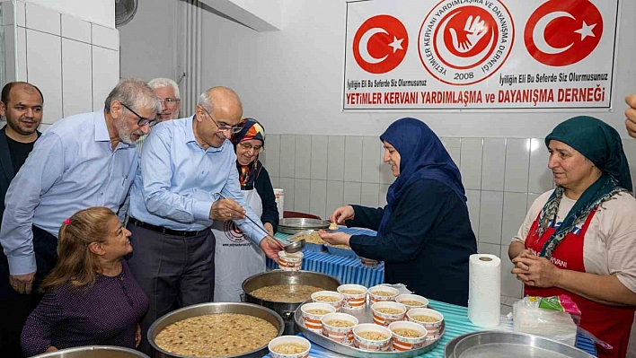 6 bin kişiye Aşure ikramı