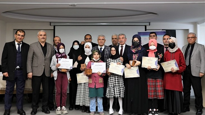 Kur'an-ı Kerimi güzel okuma yarışması