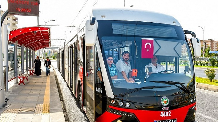 Belediye otobüsleri ücretsiz