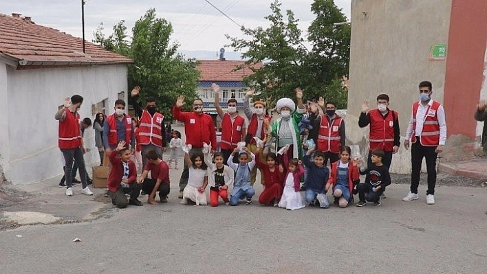 Kızılay'dan sürpriz