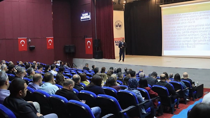 Belediye personeline etik farkındalık eğitimi düzenlendi