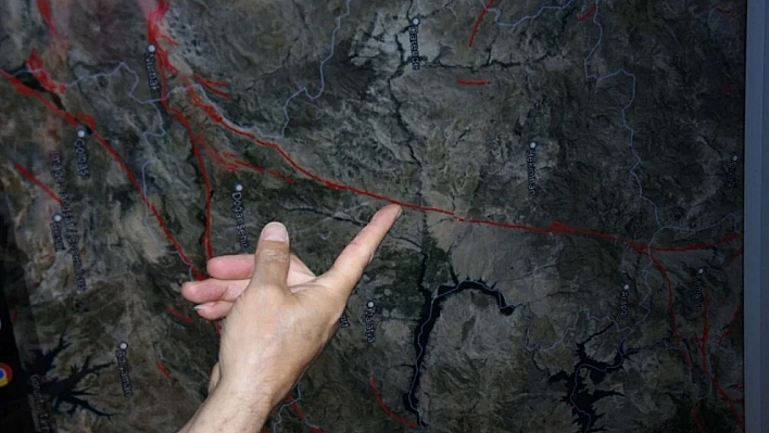 Bilim Dünyası Malatya Fayı'nı İncelemeye Aldı: Malatya'da Deprem Tehlikesi Yeniden Tartışılıyor!