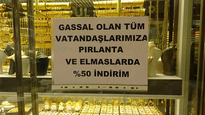 Bir kuyumcu gassallara yüzde 50 indirim kampanyası başlattı