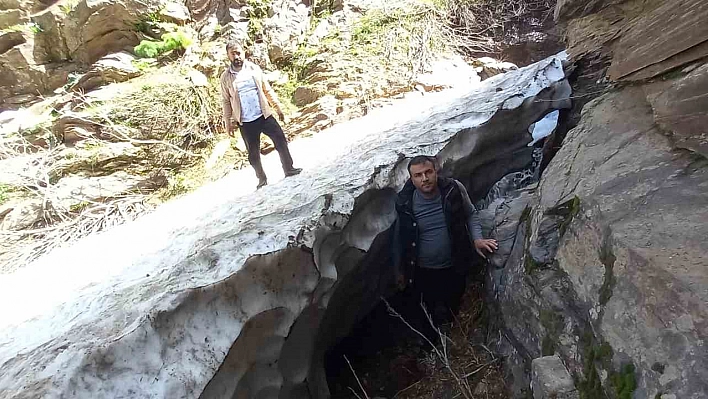 Bitlis'in buzdan mağaraları var!