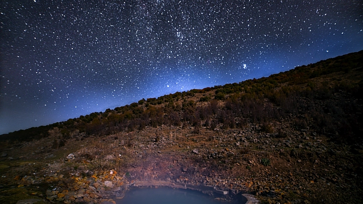 Bitlis kaplıcalarının yıldızlarla buluşması göz kamaştırıyor