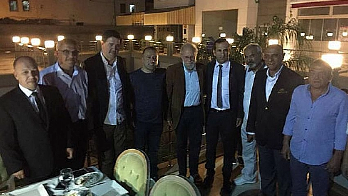 Gevrek geceye katıldı 