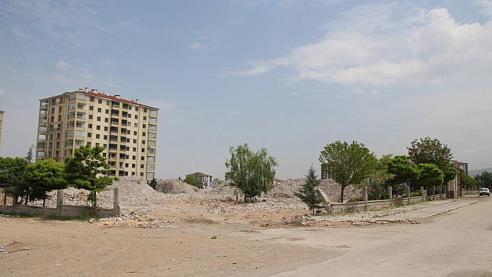 Bostanbaşı Toz İçinde: Vatandaştan Acil Çözüm Çağrısı!