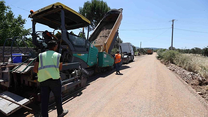 Büyükşehir'in kırsaldaki yol yatırımları devam ediyor