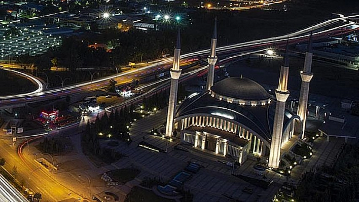 Camiler ele alınacak