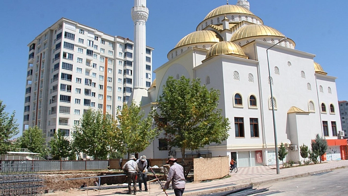 Caminin görselliğini bozuyorlar