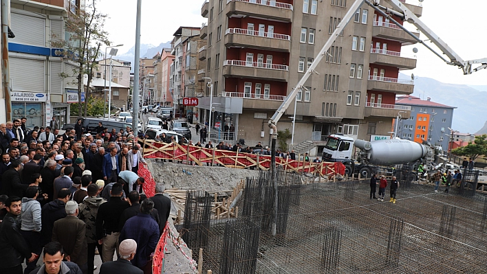 Caminin temeli dualarla atıldı