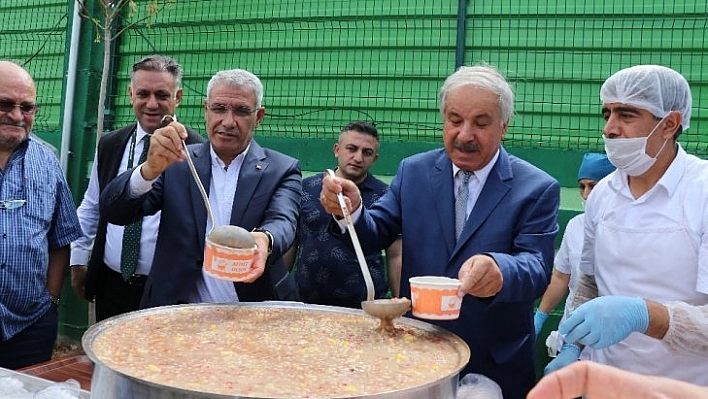 Çamlıca Okulları'nda Aşure Günü