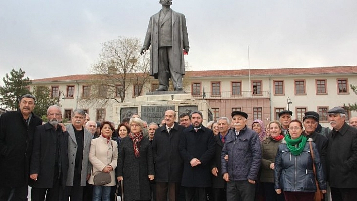 CHP İnönü'yü andı