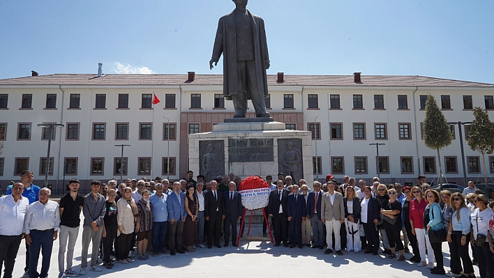CHP 102. yaşında!