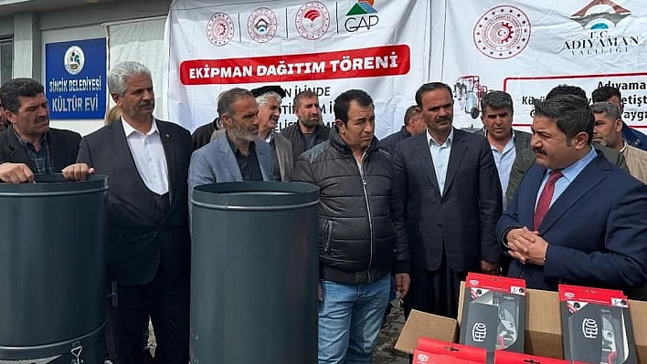 Çiftçilere tarım aletleri dağıtıldı