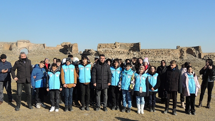 Çocuklar Kars ve Sarıkamış'ta tarihle buluştu